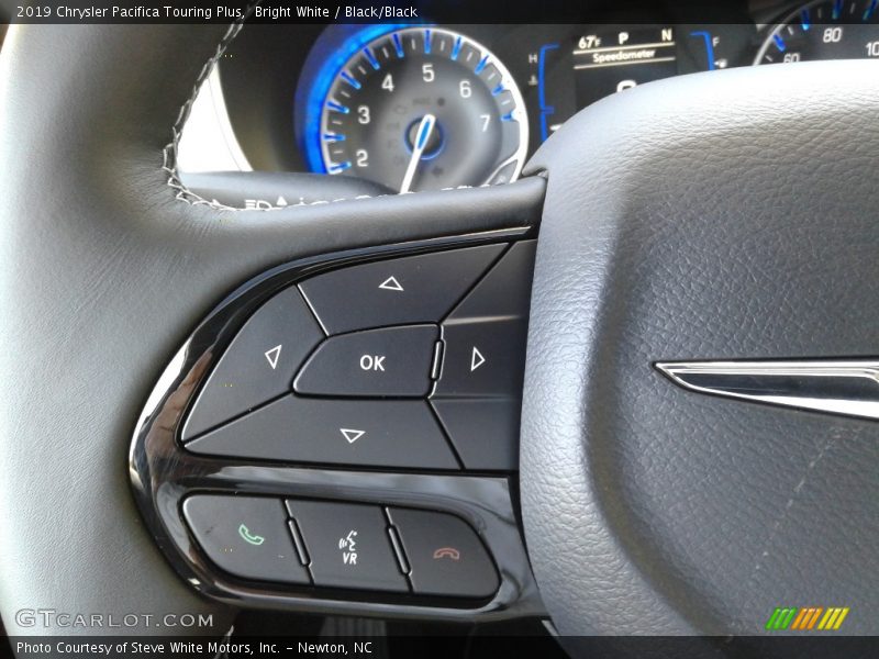 Bright White / Black/Black 2019 Chrysler Pacifica Touring Plus