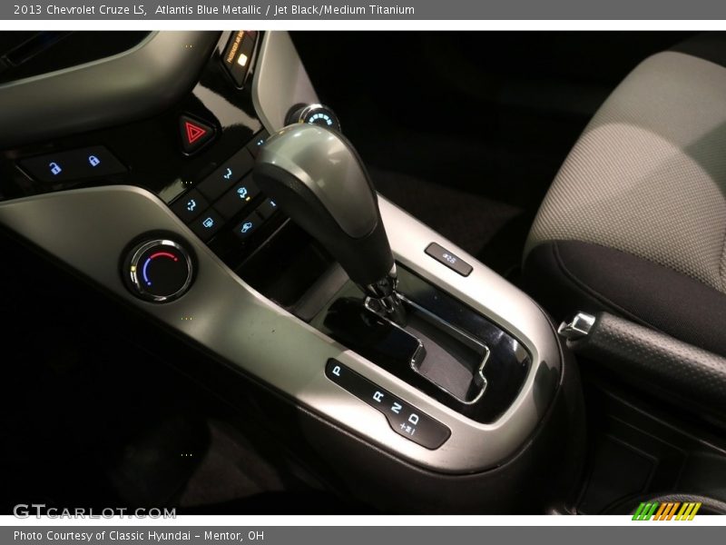 Atlantis Blue Metallic / Jet Black/Medium Titanium 2013 Chevrolet Cruze LS