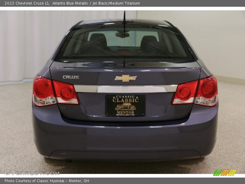Atlantis Blue Metallic / Jet Black/Medium Titanium 2013 Chevrolet Cruze LS
