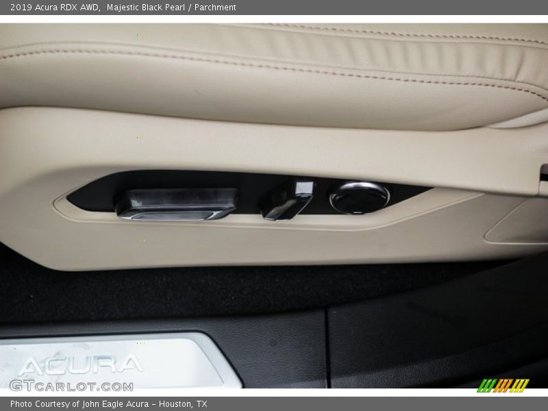 Majestic Black Pearl / Parchment 2019 Acura RDX AWD