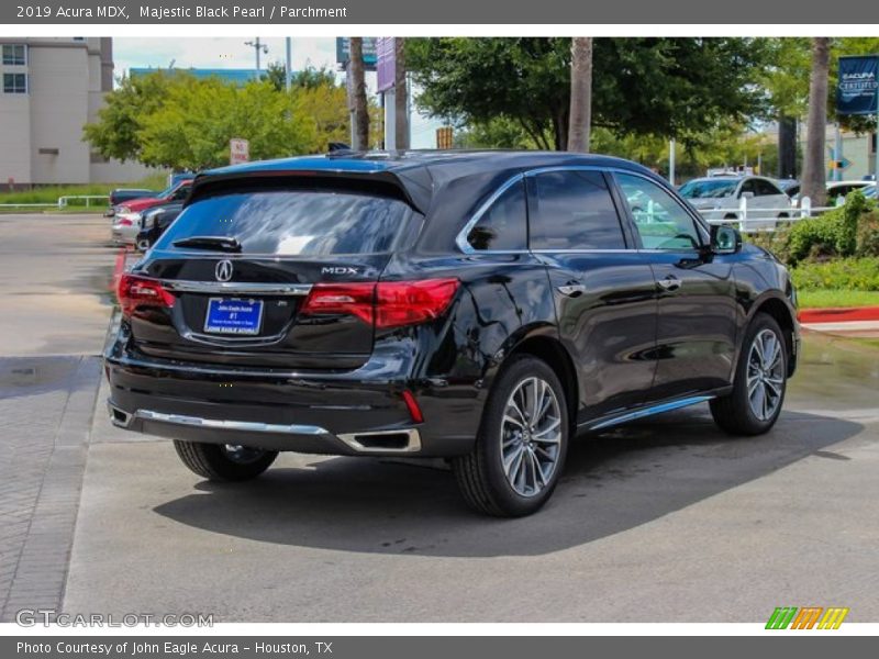Majestic Black Pearl / Parchment 2019 Acura MDX