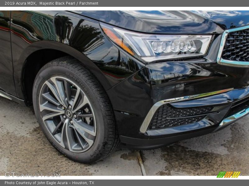 Majestic Black Pearl / Parchment 2019 Acura MDX