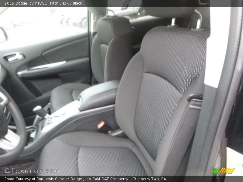 Pitch Black / Black 2019 Dodge Journey SE