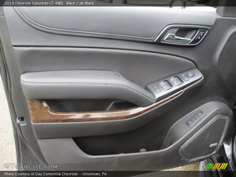 Black / Jet Black 2019 Chevrolet Suburban LT 4WD