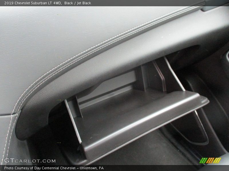 Black / Jet Black 2019 Chevrolet Suburban LT 4WD