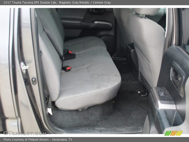 Magnetic Gray Metallic / Cement Gray 2017 Toyota Tacoma SR5 Double Cab