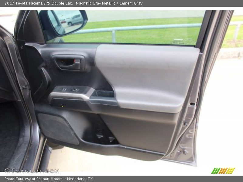 Magnetic Gray Metallic / Cement Gray 2017 Toyota Tacoma SR5 Double Cab