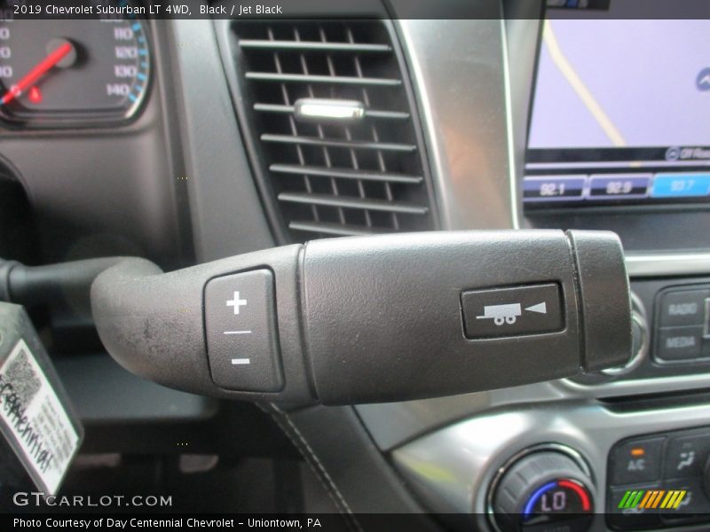 Black / Jet Black 2019 Chevrolet Suburban LT 4WD