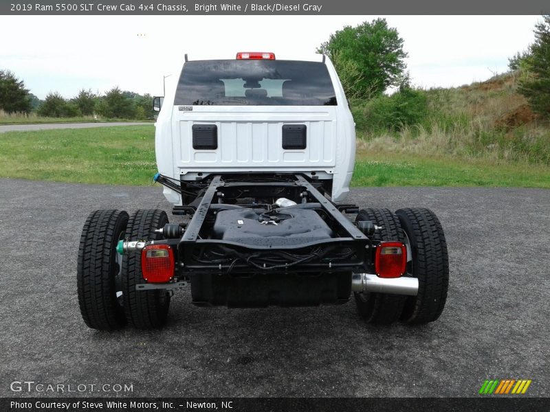 Bright White / Black/Diesel Gray 2019 Ram 5500 SLT Crew Cab 4x4 Chassis