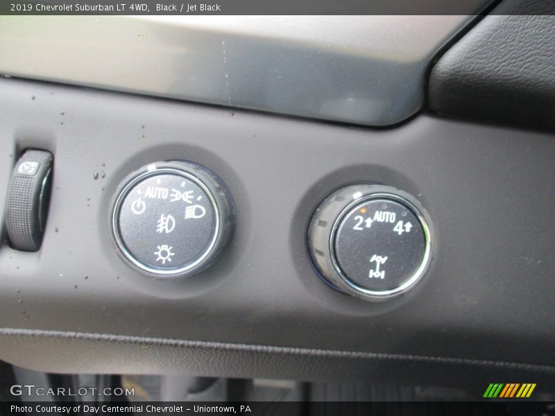 Black / Jet Black 2019 Chevrolet Suburban LT 4WD