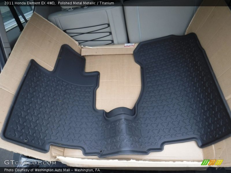 Polished Metal Metallic / Titanium 2011 Honda Element EX 4WD