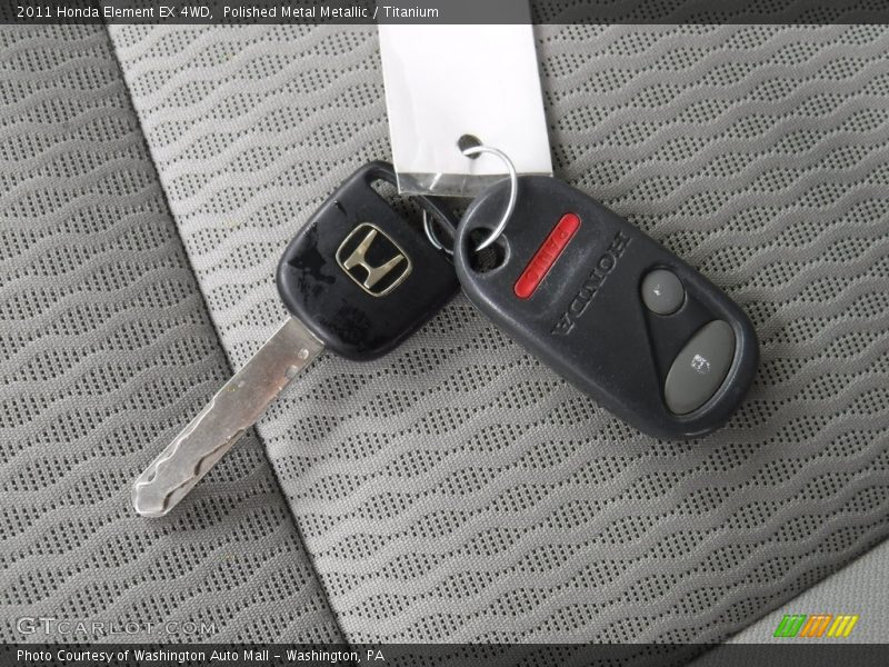 Polished Metal Metallic / Titanium 2011 Honda Element EX 4WD