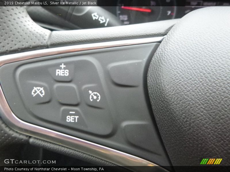 Silver Ice Metallic / Jet Black 2019 Chevrolet Malibu LS