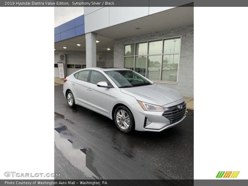 Symphony Silver / Black 2019 Hyundai Elantra Value Edition