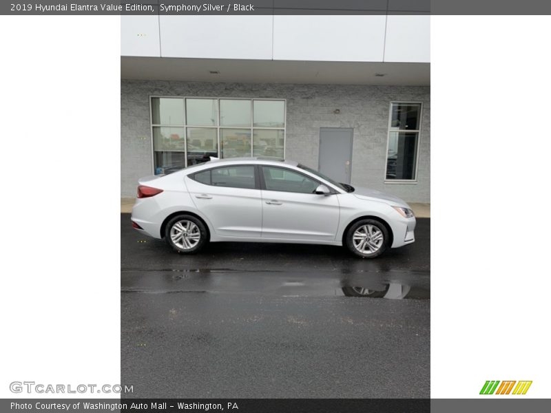 Symphony Silver / Black 2019 Hyundai Elantra Value Edition