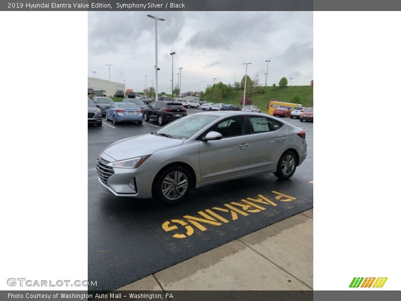 Symphony Silver / Black 2019 Hyundai Elantra Value Edition