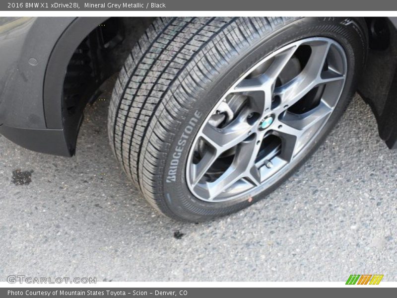 Mineral Grey Metallic / Black 2016 BMW X1 xDrive28i