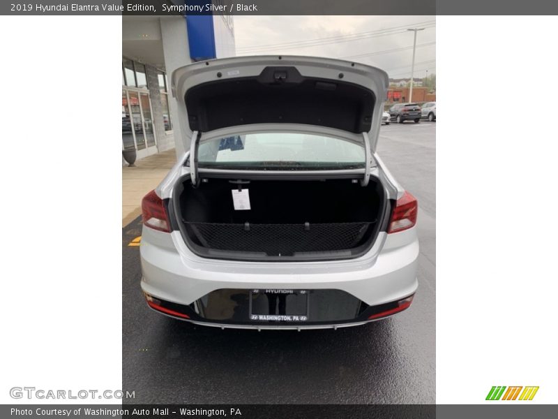 Symphony Silver / Black 2019 Hyundai Elantra Value Edition