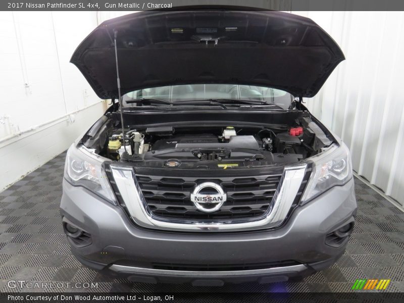 Gun Metallic / Charcoal 2017 Nissan Pathfinder SL 4x4