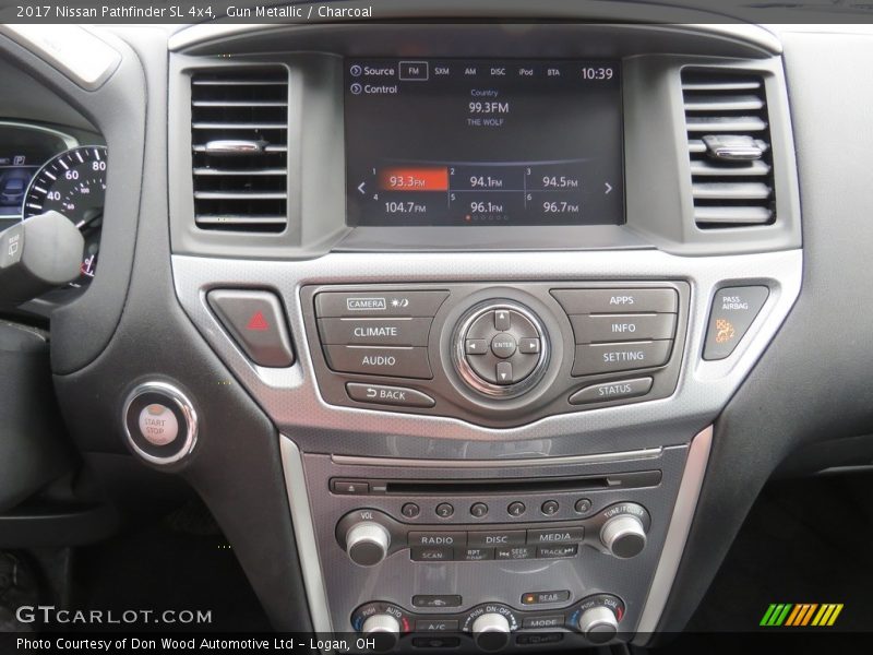 Gun Metallic / Charcoal 2017 Nissan Pathfinder SL 4x4
