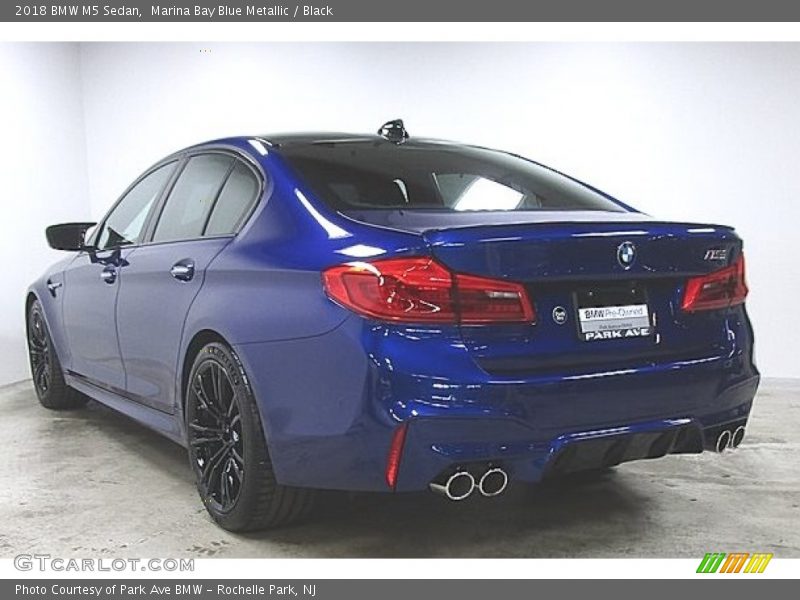 Marina Bay Blue Metallic / Black 2018 BMW M5 Sedan