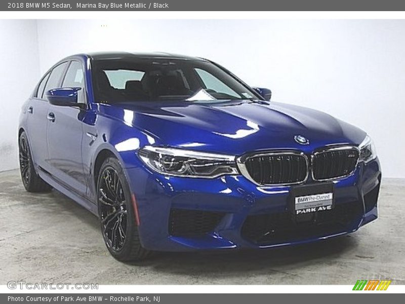 Marina Bay Blue Metallic / Black 2018 BMW M5 Sedan