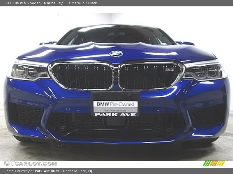 Marina Bay Blue Metallic / Black 2018 BMW M5 Sedan