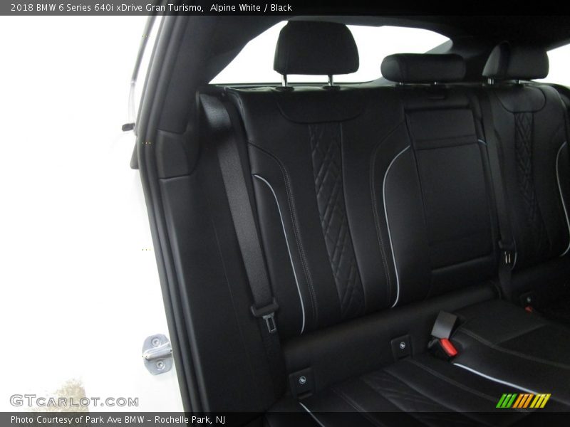 Alpine White / Black 2018 BMW 6 Series 640i xDrive Gran Turismo