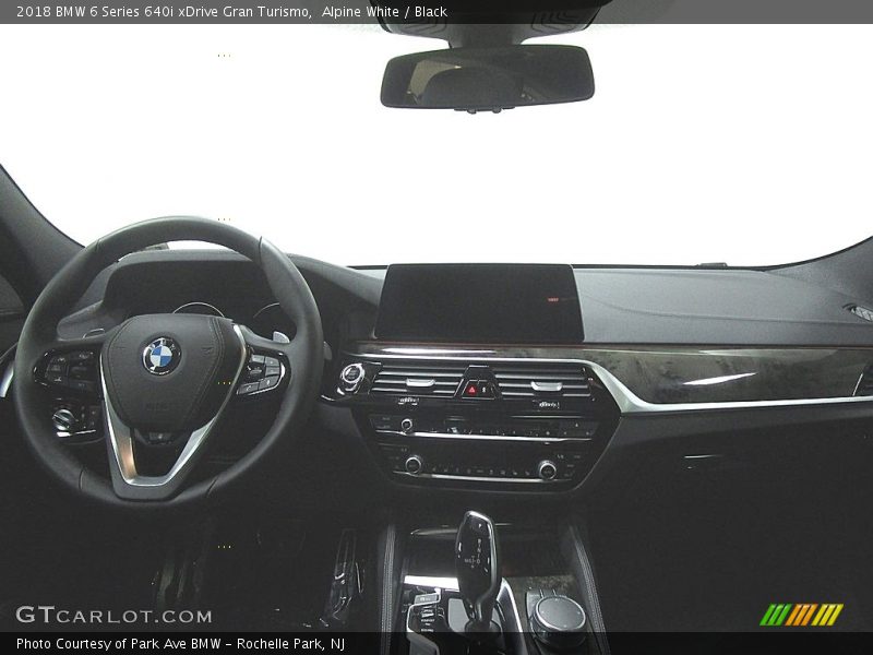 Alpine White / Black 2018 BMW 6 Series 640i xDrive Gran Turismo
