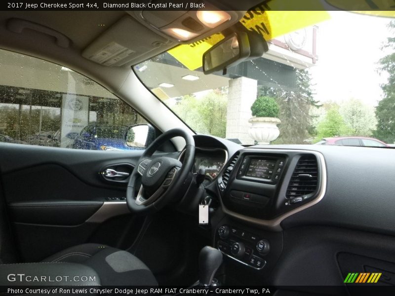 Diamond Black Crystal Pearl / Black 2017 Jeep Cherokee Sport 4x4