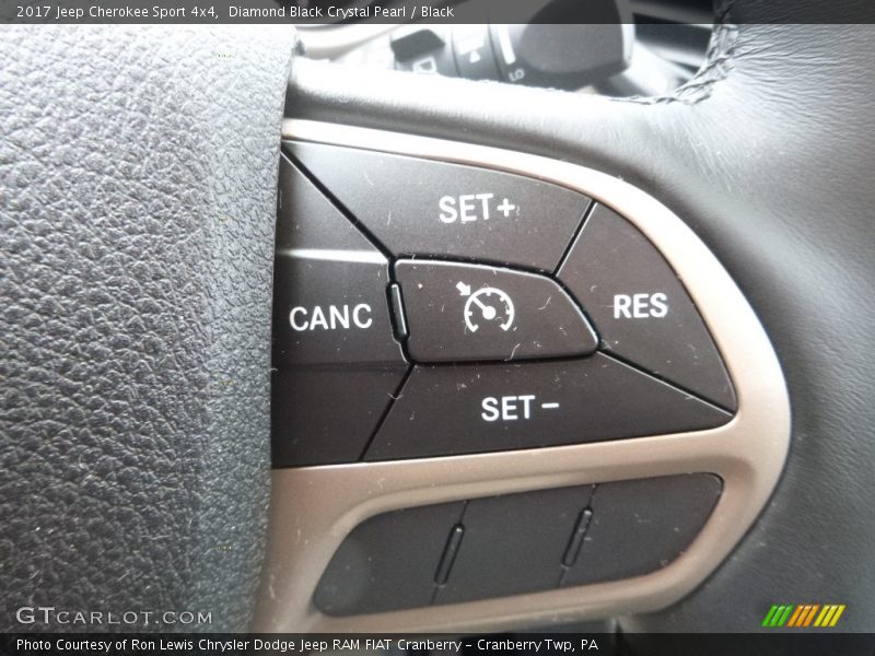 Diamond Black Crystal Pearl / Black 2017 Jeep Cherokee Sport 4x4