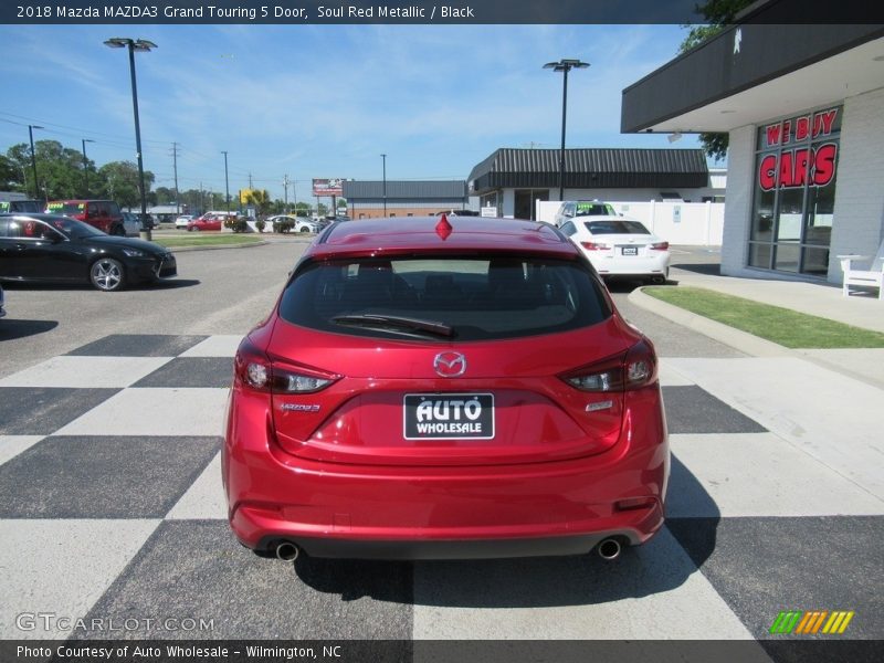 Soul Red Metallic / Black 2018 Mazda MAZDA3 Grand Touring 5 Door