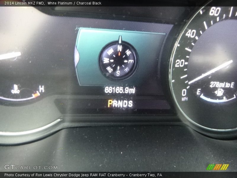 White Platinum / Charcoal Black 2014 Lincoln MKZ FWD