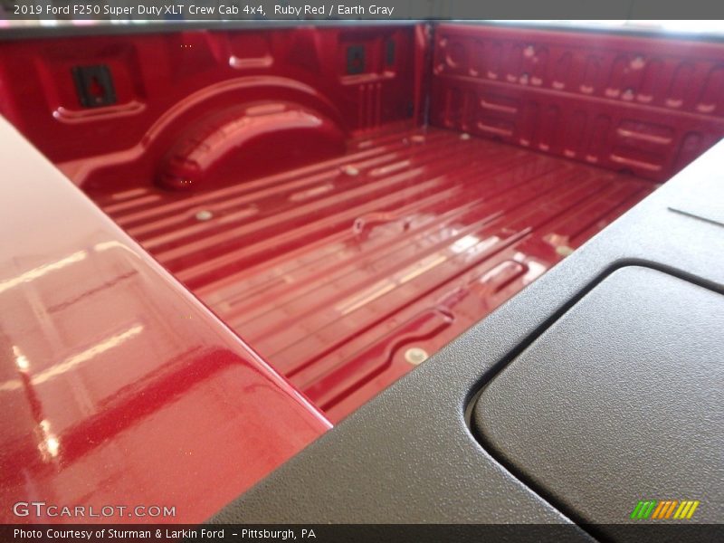 Ruby Red / Earth Gray 2019 Ford F250 Super Duty XLT Crew Cab 4x4