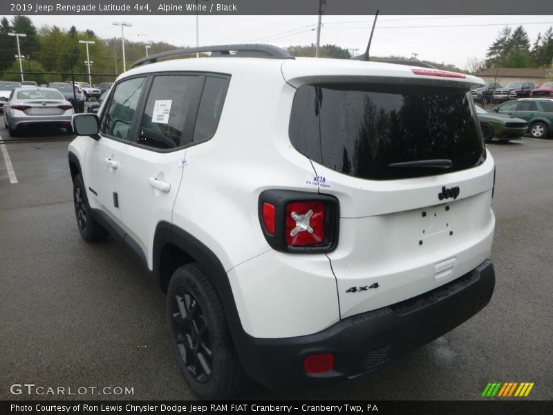 Alpine White / Black 2019 Jeep Renegade Latitude 4x4