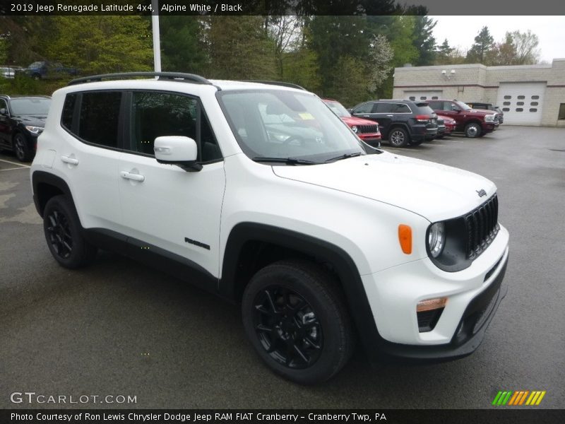 Alpine White / Black 2019 Jeep Renegade Latitude 4x4
