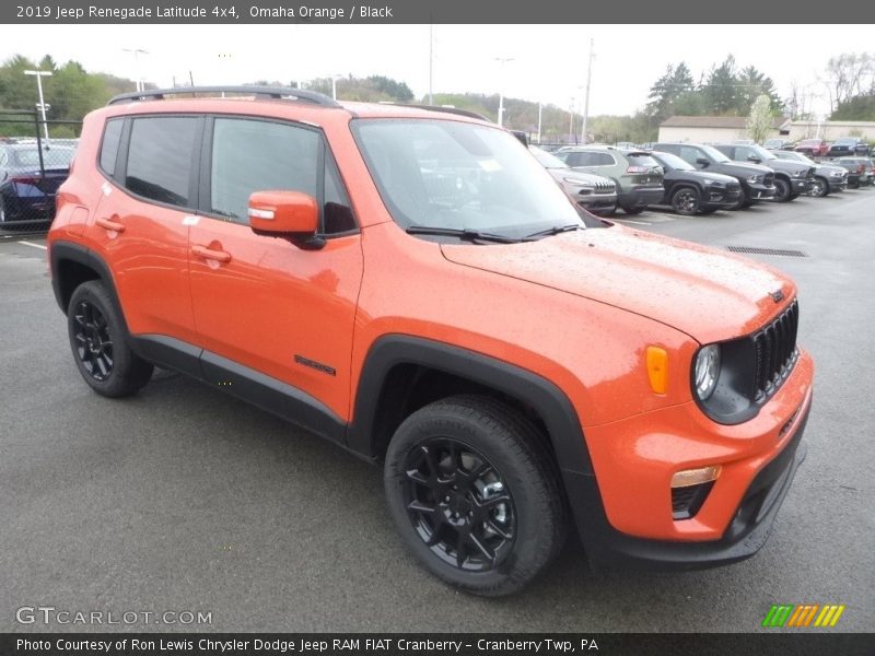 Omaha Orange / Black 2019 Jeep Renegade Latitude 4x4
