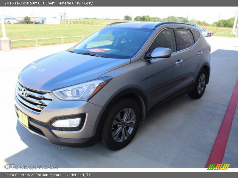 Mineral Gray / Gray 2016 Hyundai Santa Fe Sport