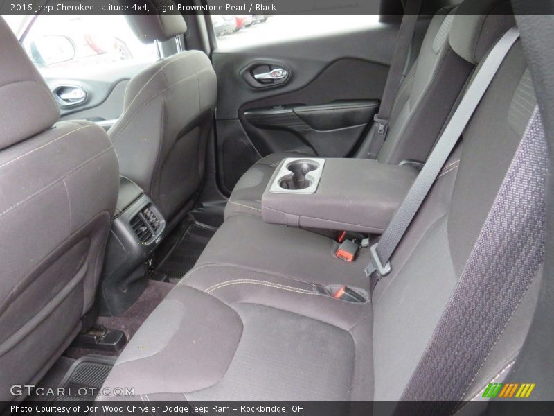 Light Brownstone Pearl / Black 2016 Jeep Cherokee Latitude 4x4