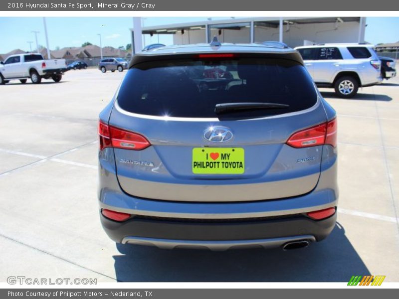 Mineral Gray / Gray 2016 Hyundai Santa Fe Sport