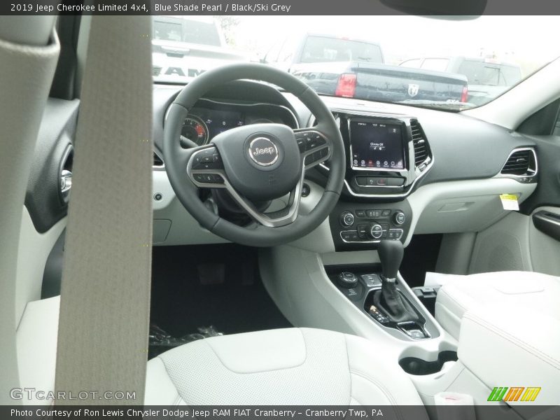 Blue Shade Pearl / Black/Ski Grey 2019 Jeep Cherokee Limited 4x4
