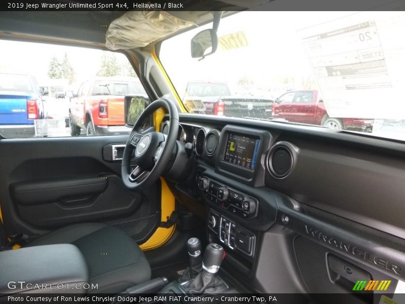Hellayella / Black 2019 Jeep Wrangler Unlimited Sport 4x4