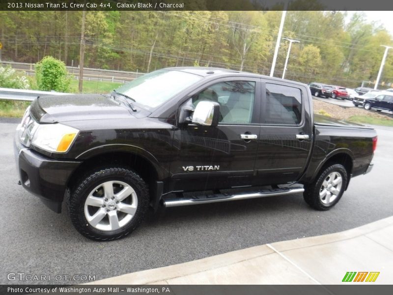 Galaxy Black / Charcoal 2013 Nissan Titan SL Crew Cab 4x4