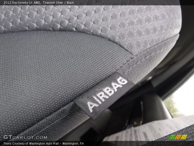 Titanium Silver / Black 2012 Kia Sorento LX AWD