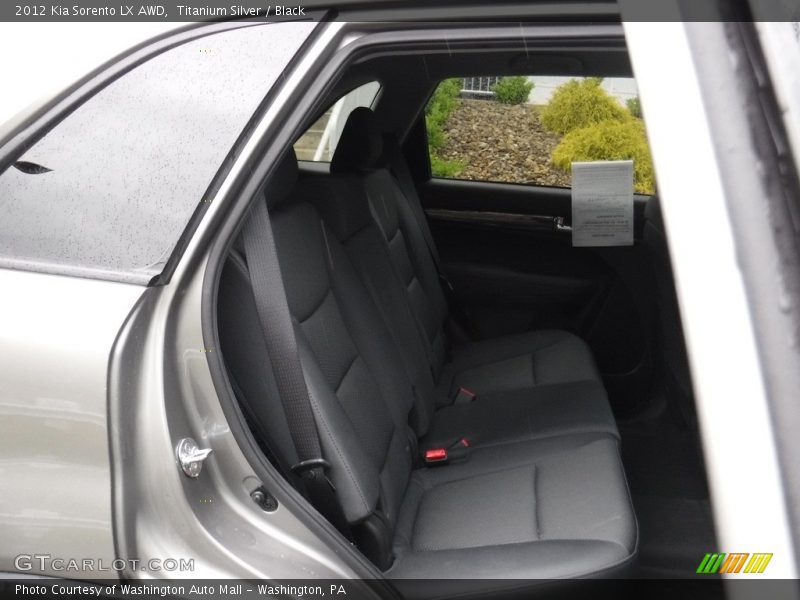 Titanium Silver / Black 2012 Kia Sorento LX AWD