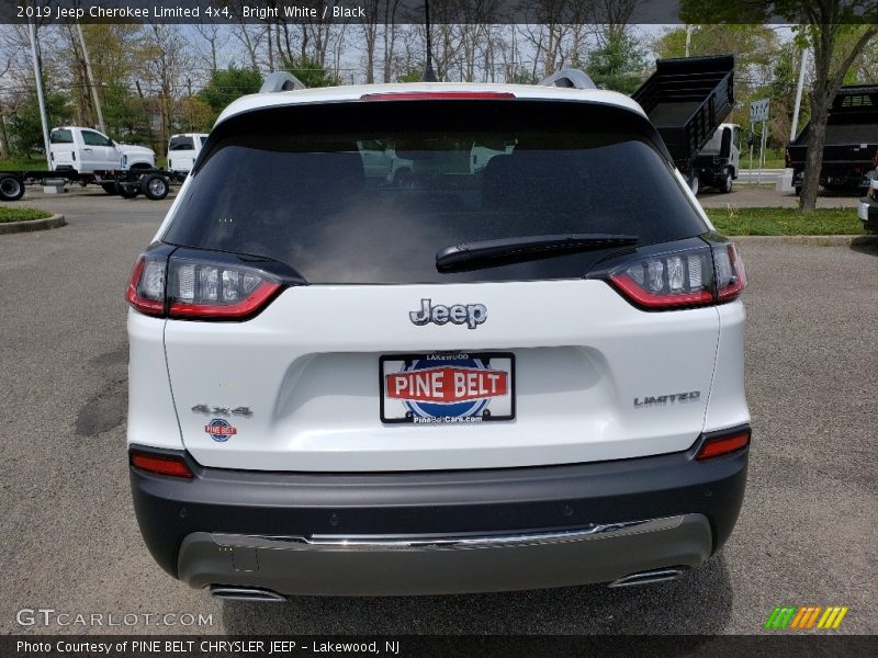 Bright White / Black 2019 Jeep Cherokee Limited 4x4
