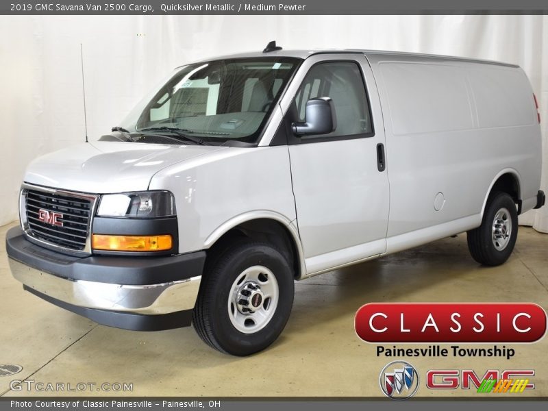 Quicksilver Metallic / Medium Pewter 2019 GMC Savana Van 2500 Cargo
