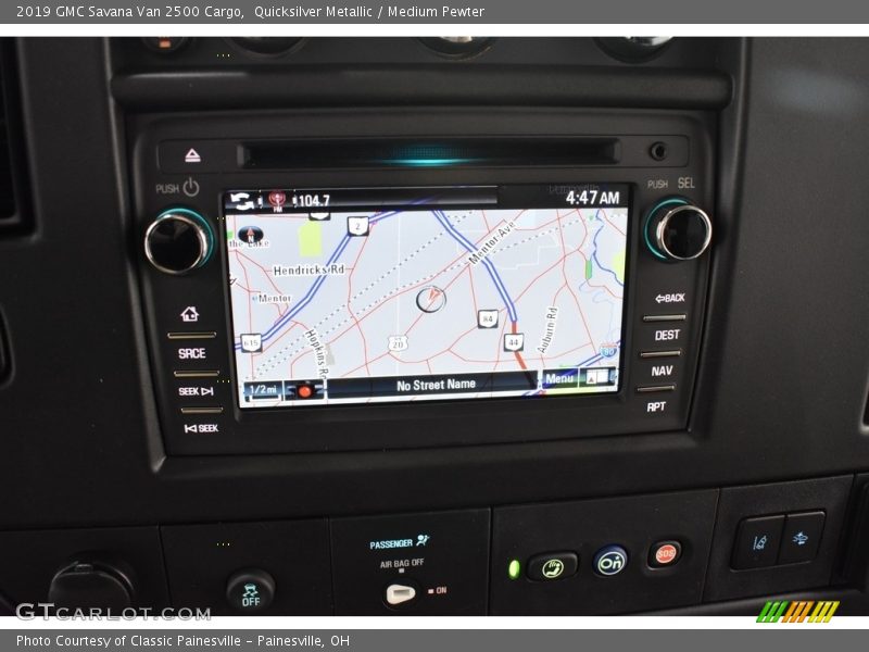 Quicksilver Metallic / Medium Pewter 2019 GMC Savana Van 2500 Cargo