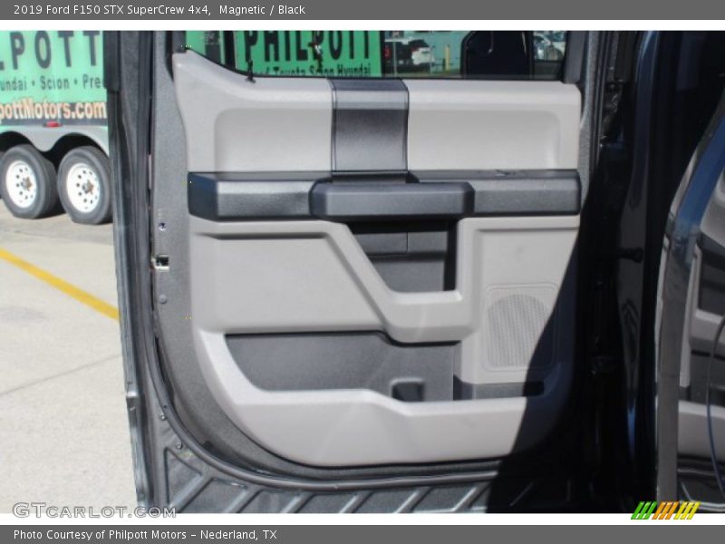 Magnetic / Black 2019 Ford F150 STX SuperCrew 4x4