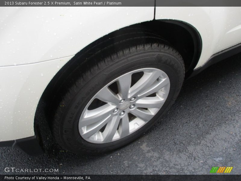 Satin White Pearl / Platinum 2013 Subaru Forester 2.5 X Premium